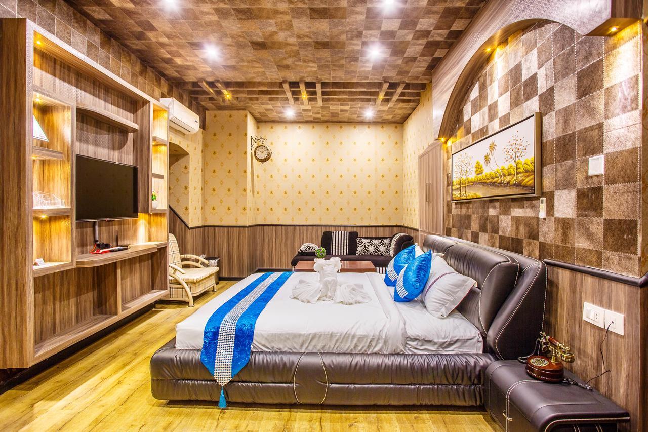 קטמנדו Royal Empire Boutique Hotel מראה חיצוני תמונה