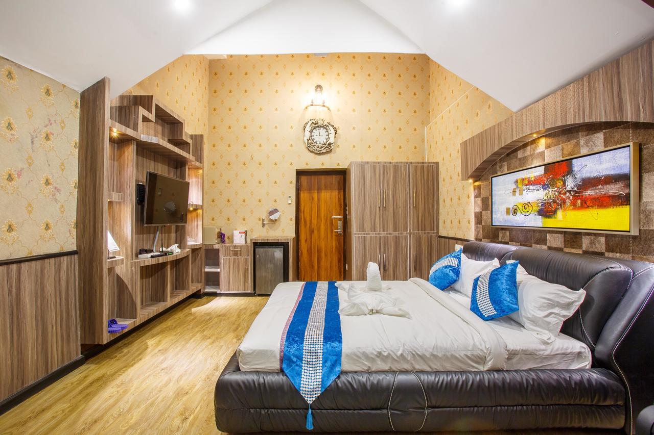 קטמנדו Royal Empire Boutique Hotel מראה חיצוני תמונה