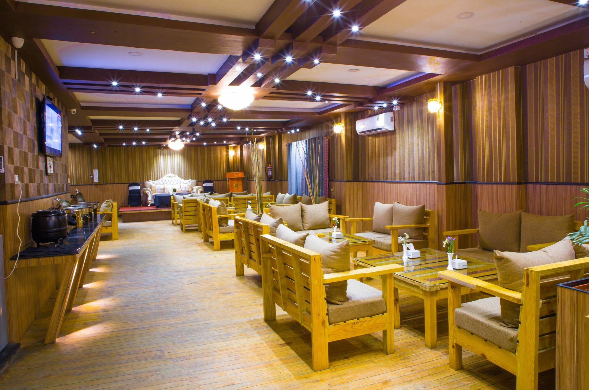 קטמנדו Royal Empire Boutique Hotel מראה חיצוני תמונה